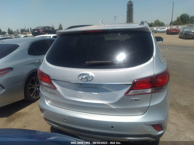 Hyundai Santa Fe Se Ultimate 2017 KM8SR4HF0HU240728 Image 8