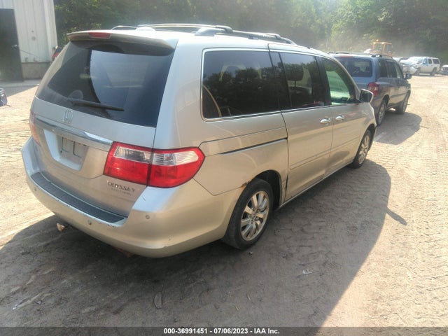 2005 HONDA ODYSSEY TOURING VIN: 5FNRL38805B096067