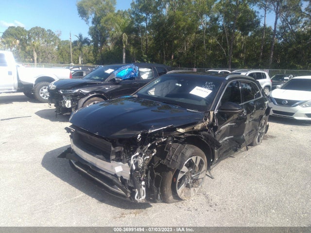 WA1LAAGEXNB028914 Audi E-tron Premium Plus