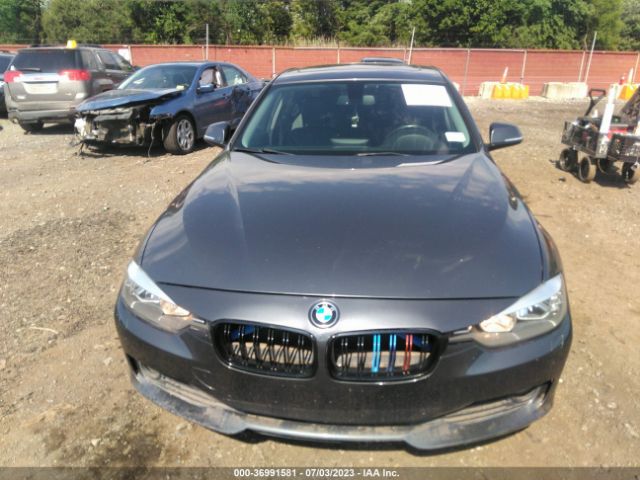 WBA3B1G59FNT02975 BMW 3 Series 320i