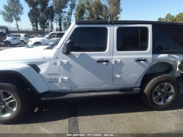 1C4HJXEN9LW172610 Jeep Wrangler Unlimited Sahara