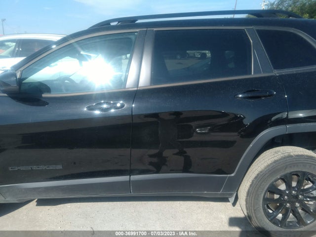 2023 Jeep Cherokee, VIN: 1C4PJMMB7PD110254