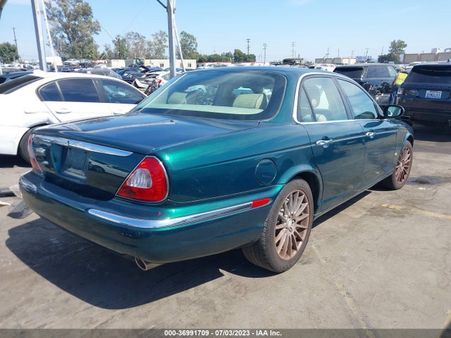 2007 JAGUAR XJ XJ8 VIN: SAJWA71B27SH16482