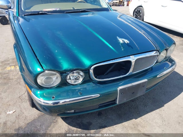 2007 JAGUAR XJ XJ8 VIN: SAJWA71B27SH16482