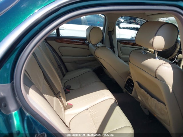 2007 JAGUAR XJ XJ8 VIN: SAJWA71B27SH16482