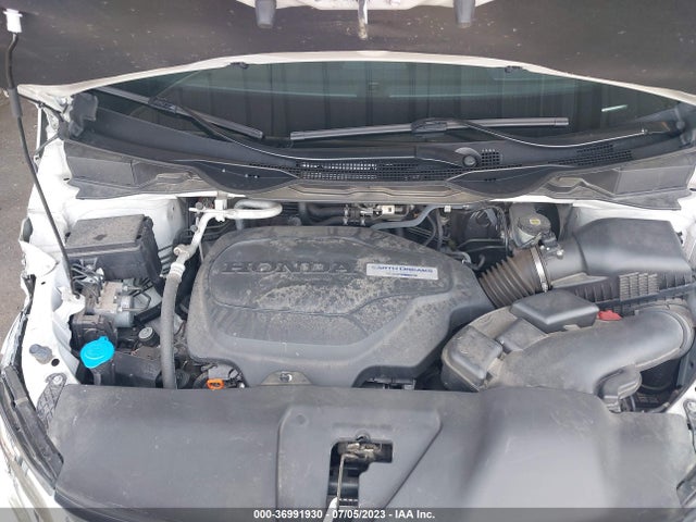 Honda Odyssey Touring 2018 5FNRL6H84JB007872 Image 16