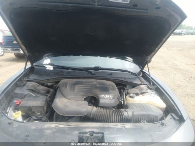 2C3CDXJG2KH589576 Dodge Charger Sxt