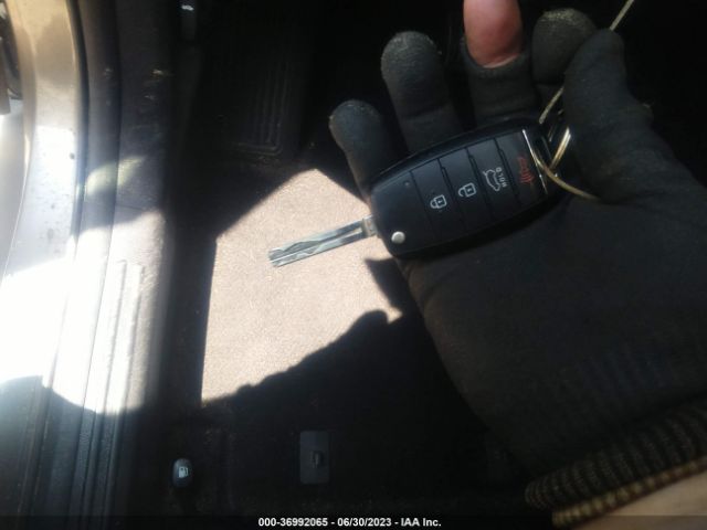 KNDJN2A22G7345078 KIA Soul Base