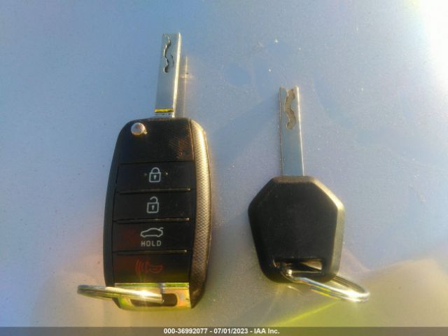 5XXGT4L38GG021495 KIA Optima Lx