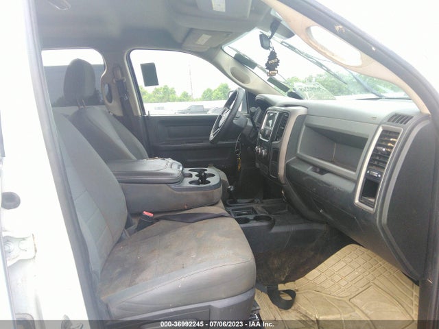 3C6UR5CJ3FG586987 RAM 2500 Tradesman