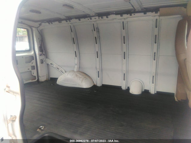 Chevrolet EXPRESS CARGO VAN 2021 1GCWGAFP1M1151493 Image 8