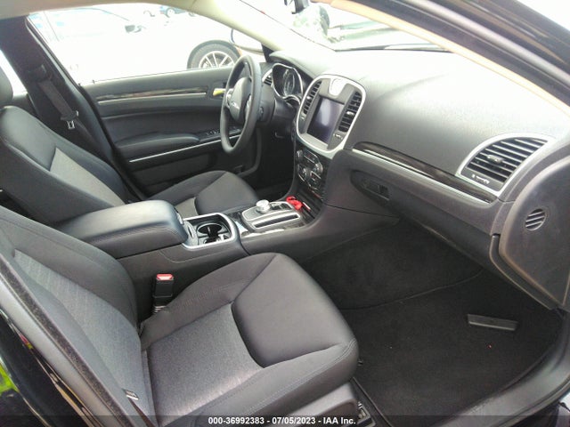 2C3CCAAG5NH236673 Chrysler 300 Touring