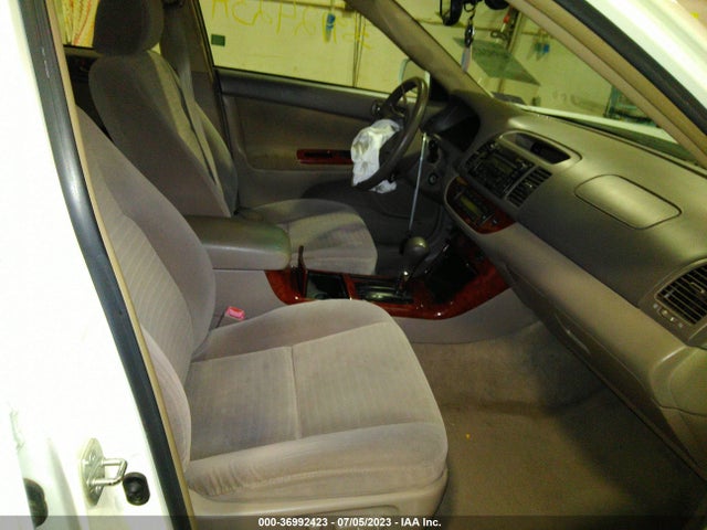 2005 TOYOTA CAMRY STD/LE/SE/XLE VIN: 4T1BE32K15U408481