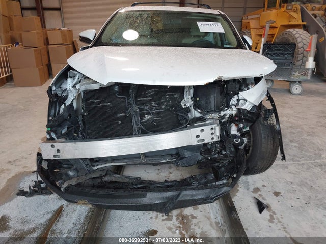 Toyota Highlander Le 2016 5TDBKRFH2GS255678 Image 3