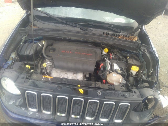 2016 JEEP RENEGADE LATITUDE VIN: ZACCJBBTXGPE30247