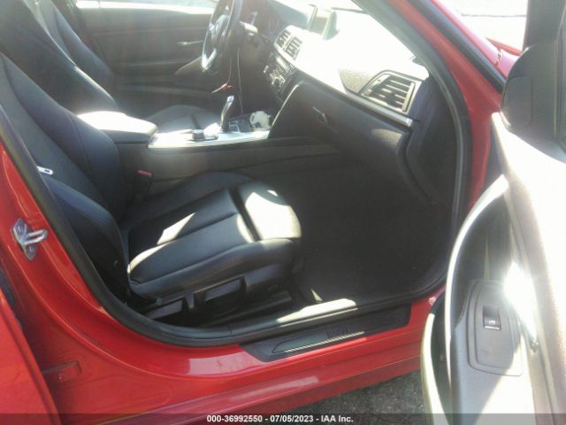 WBA8E1G52GNT37047 BMW 3 Series 320i