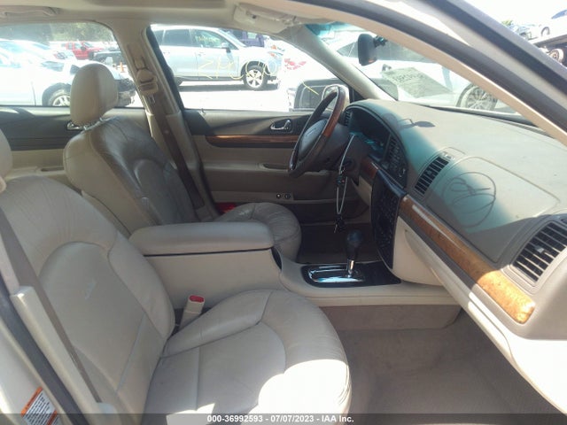 2001 LINCOLN CONTINENTAL VIN: 1LNHM97V01Y704856