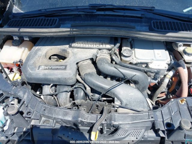 1FADP5AU8JL104303 Ford C-max Hybrid Se