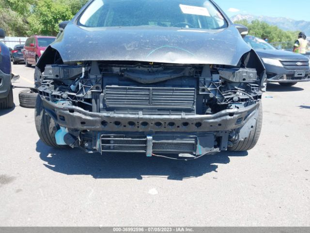 1FADP5AU8JL104303 Ford C-max Hybrid Se