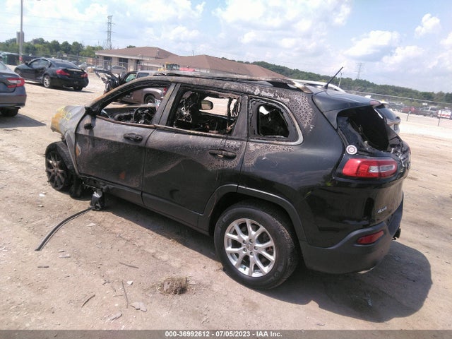 1C4PJMCS3FW550959 Jeep Cherokee Latitude