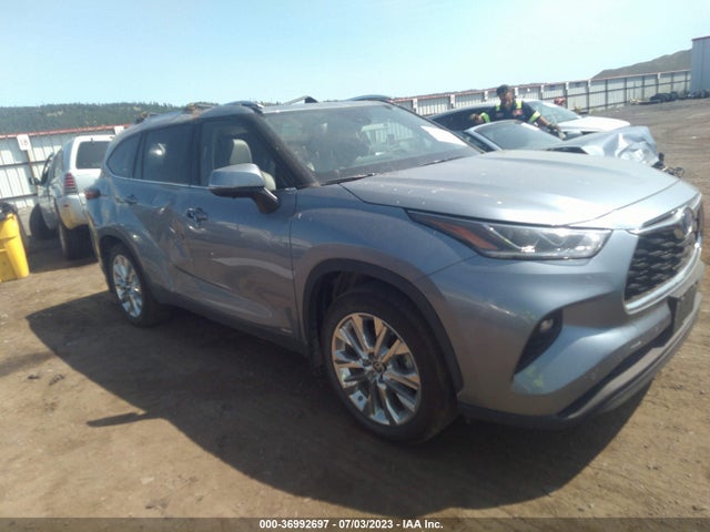 2023 Toyota Highlander, VIN: 5TDXBRCH4PS109440