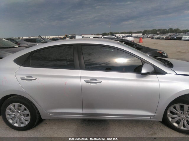 Hyundai ACCENT SE 2018 3KPC24A38JE010632 Image 5