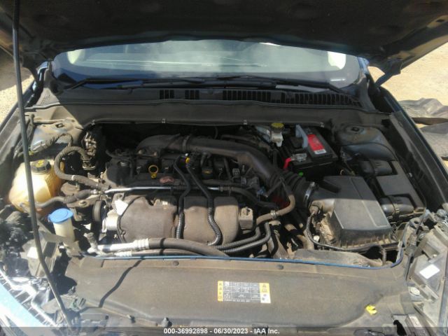 3FA6P0T92JR250010 Ford FUSION SE