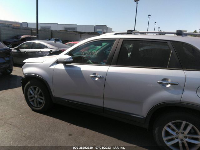 5XYKT4A75EG514351 KIA SORENTO LX