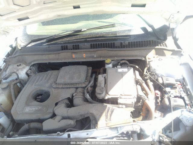 3FA6P0LU1KR255561 Ford Fusion Hybrid Se