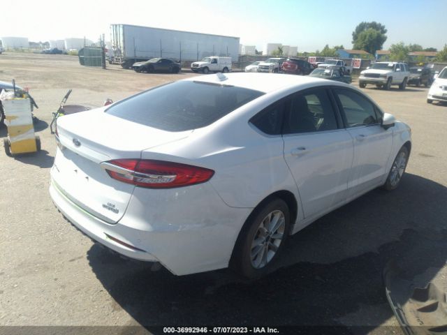 3FA6P0LU1KR255561 Ford Fusion Hybrid Se