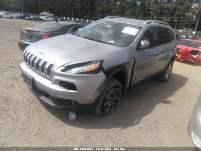 1C4PJMCS8EW190330 Jeep Cherokee Latitude