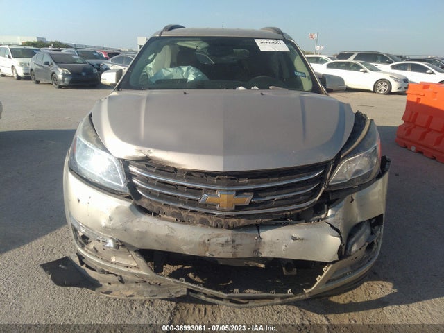Chevrolet Traverse Lt 2017 1GNKRHKD7HJ244965 Image 4