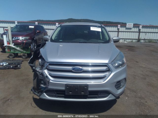 1FMCU9GD2HUE49677 Ford ESCAPE SE