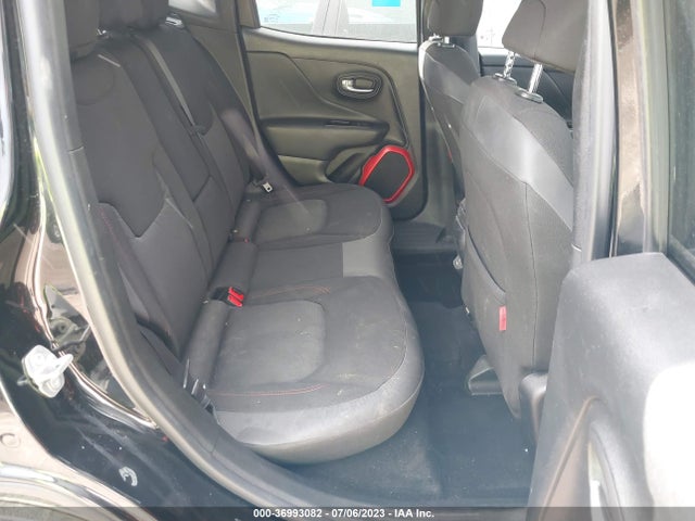 ZACCJBCB9JPH21965 Jeep Renegade Trailhawk