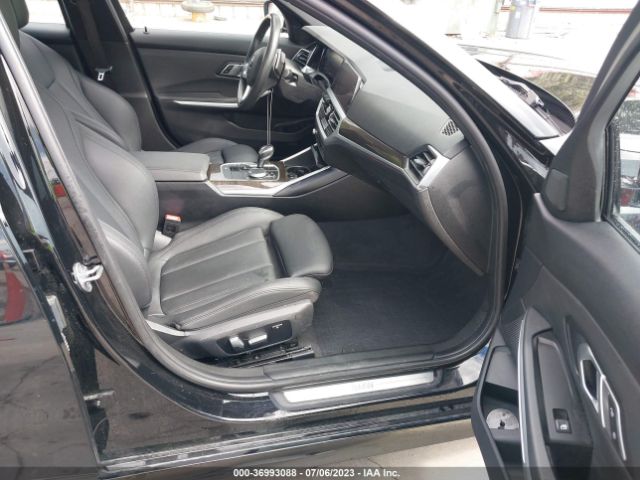 WBA5R7C55KFH26299 BMW 3 Series 330i Xdrive