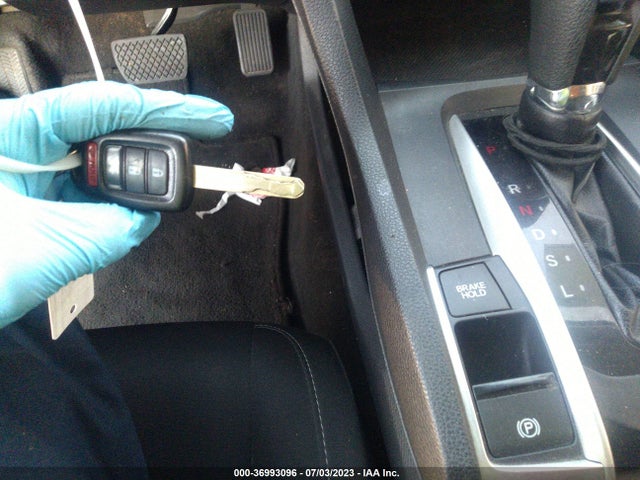 Honda Civic Sedan Lx 2018 2HGFC2F5XJH560512 Image 3
