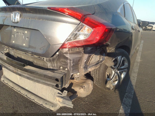 Honda Civic Sedan Lx 2018 2HGFC2F5XJH560512 Image 4