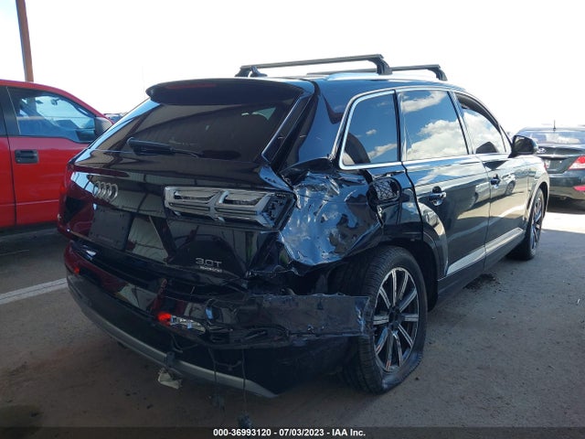 WA1LAAF73HD008256 Audi Q7 Premium Plus