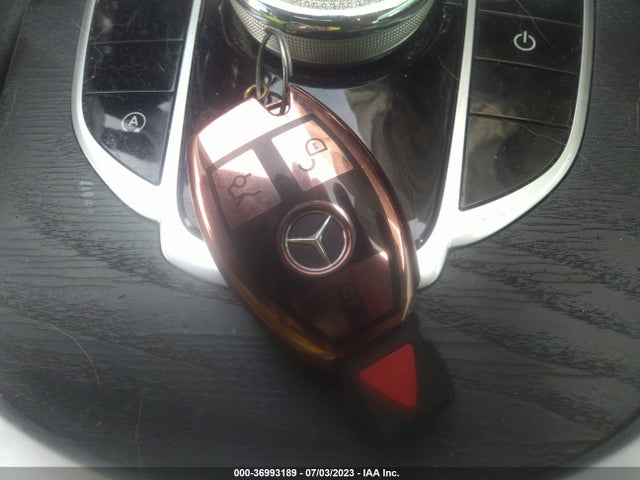 55SWF4KB0JU279529 Mercedes-Benz C-class C 300