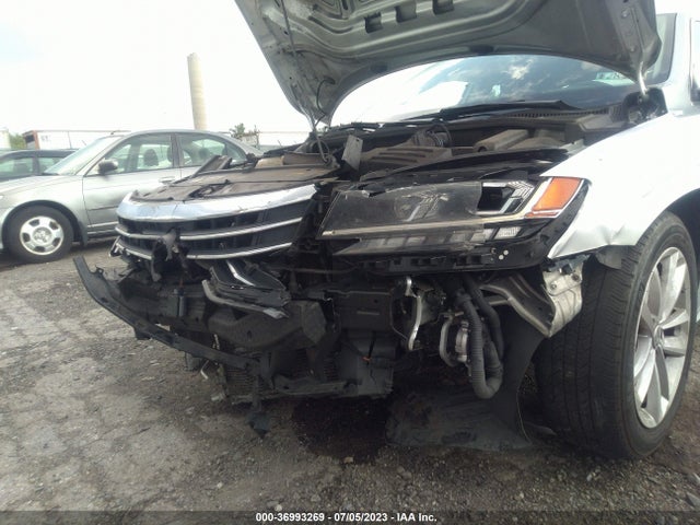 1VWSA7A36LC010054 Volkswagen Passat 2.0t Se