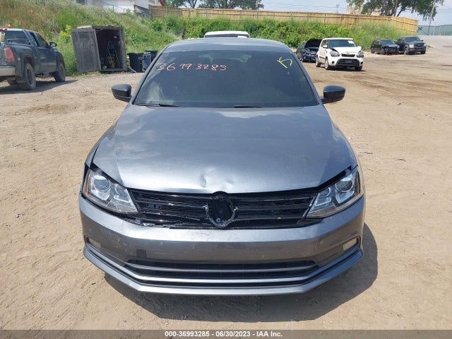 3VWB17AJ9GM302364 Volkswagen Jetta Sedan 1.8t Sport