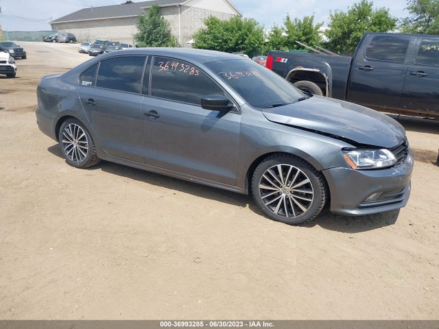 3VWB17AJ9GM302364 Volkswagen Jetta Sedan 1.8t Sport