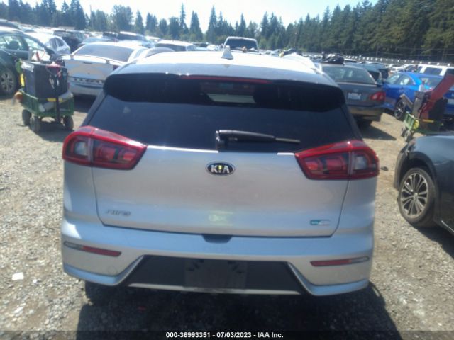 KNDCC3LC8H5103435 KIA NIRO EX