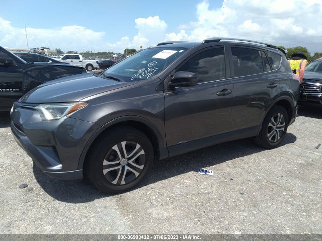 2017 TOYOTA RAV4 LE VIN: JTMZFREV6HJ112421
