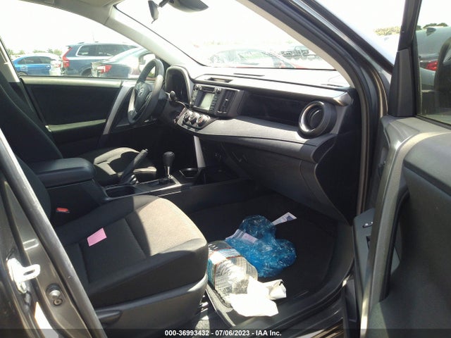 2017 TOYOTA RAV4 LE VIN: JTMZFREV6HJ112421
