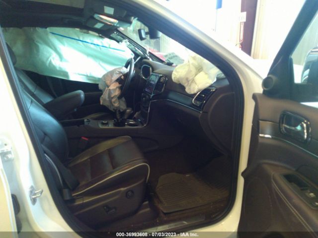 1C4RJFCT6KC613965 Jeep Grand Cherokee Overland