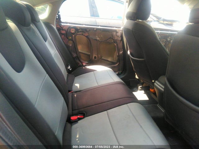 Honda Insight Lx 2019 19XZE4F10KE031100 Image 8