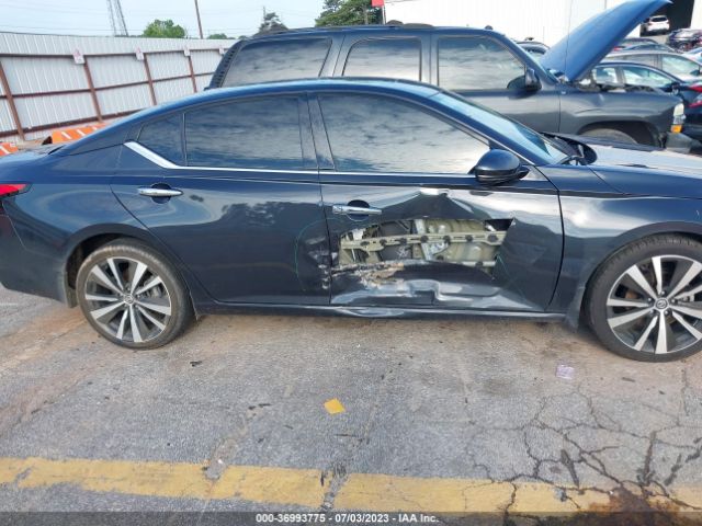 1N4BL4FW7KC176456 Nissan Altima 2.5 Platinum