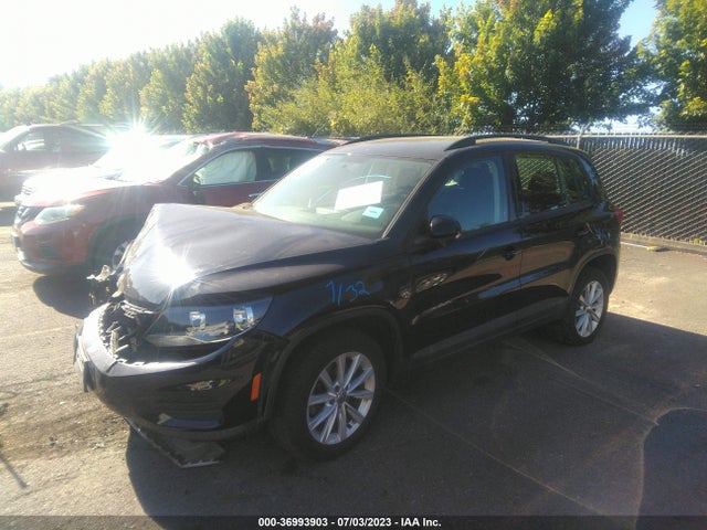 WVGBV7AX2HK049677 Volkswagen TIGUAN