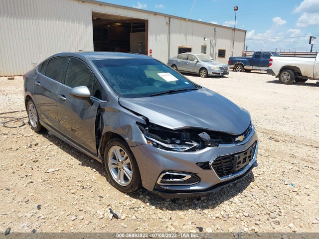2018 1G1BE5SM5J7216614 main image